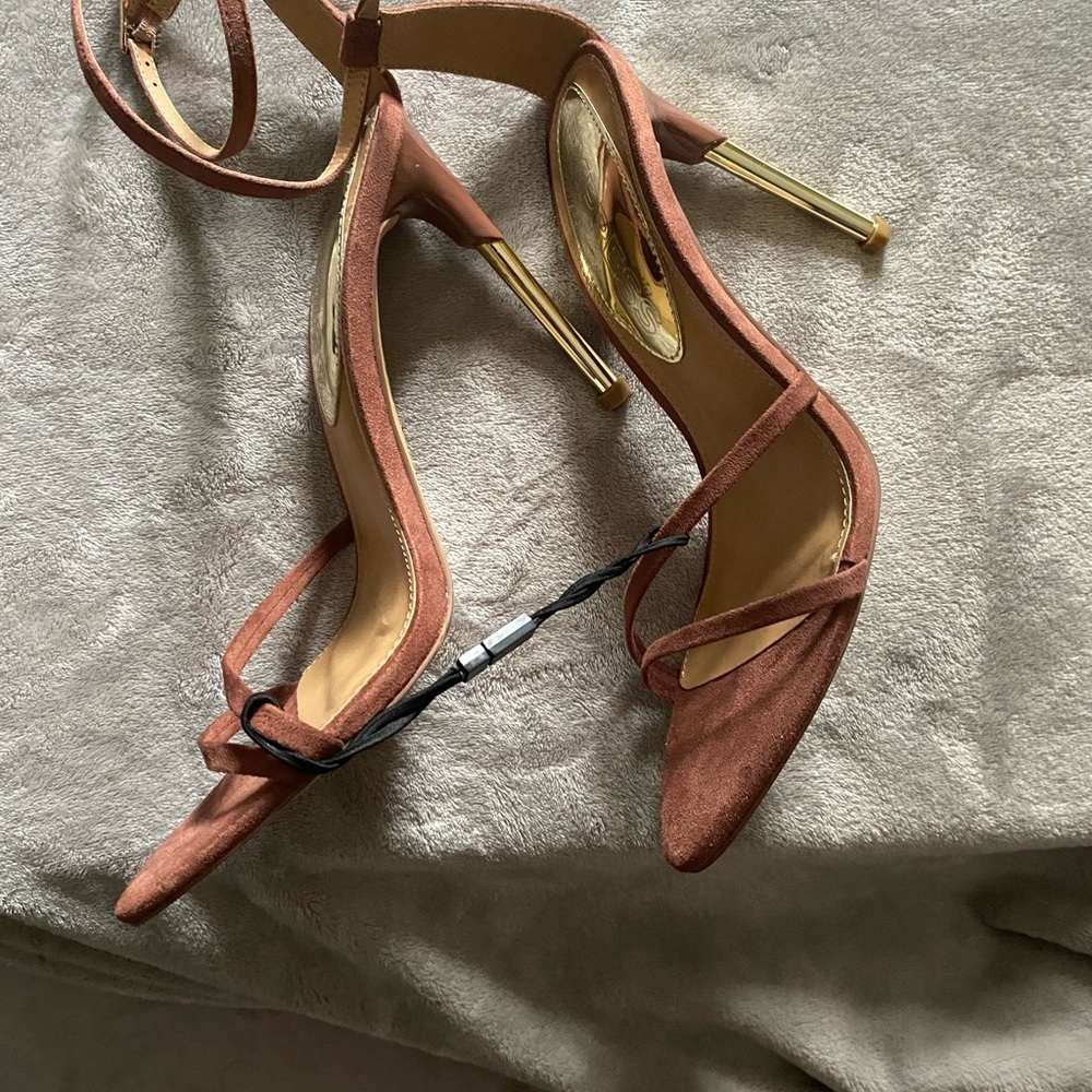 Express Elegant Brown Strappy Heels new size 9 - Picture 3 of 11